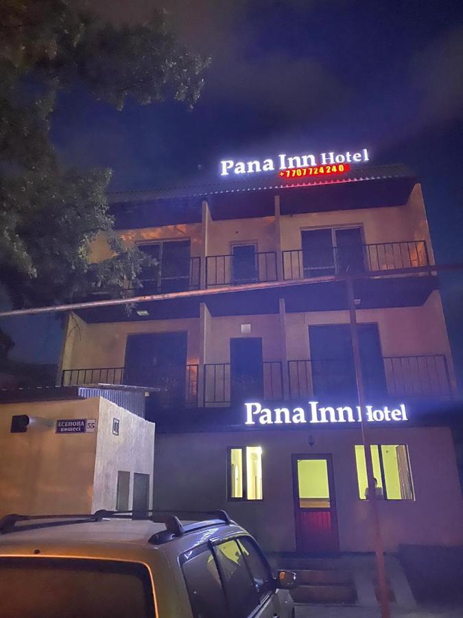 Пана Hotel Алма Ата Екстериор снимка