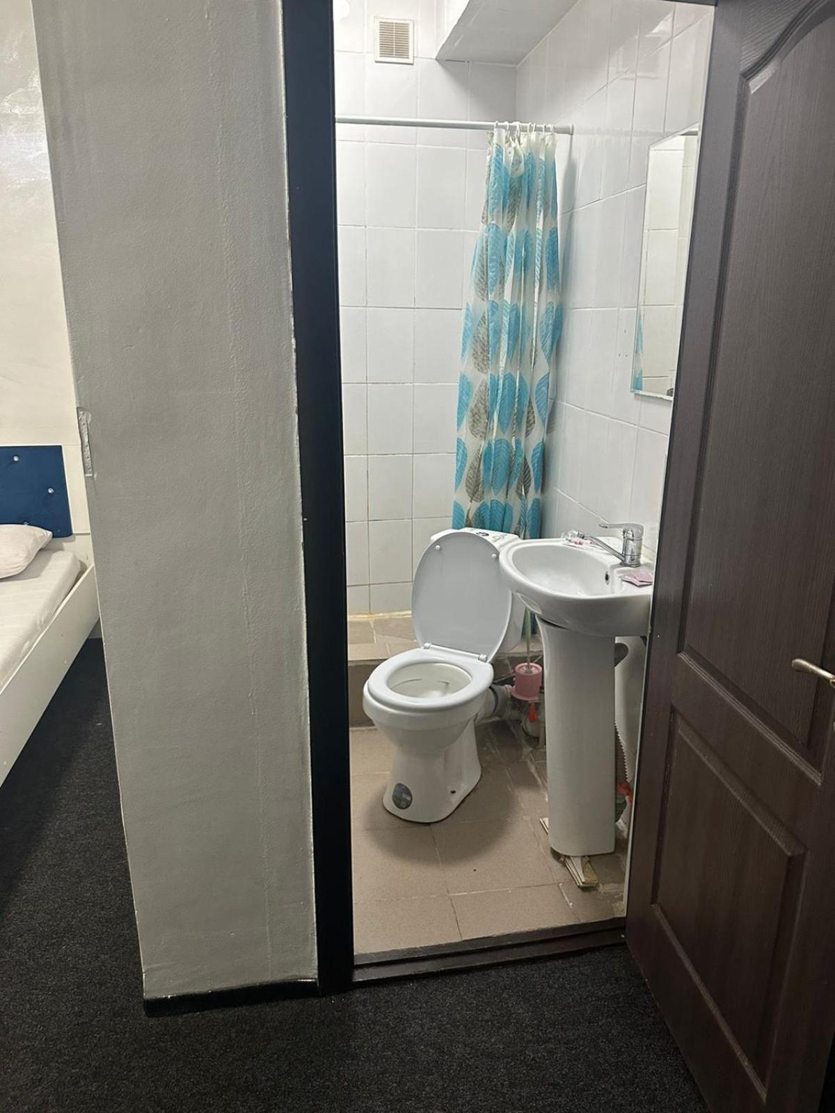 Пана Hotel Алма Ата Екстериор снимка