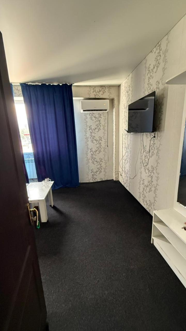 Пана Hotel Алма Ата Екстериор снимка